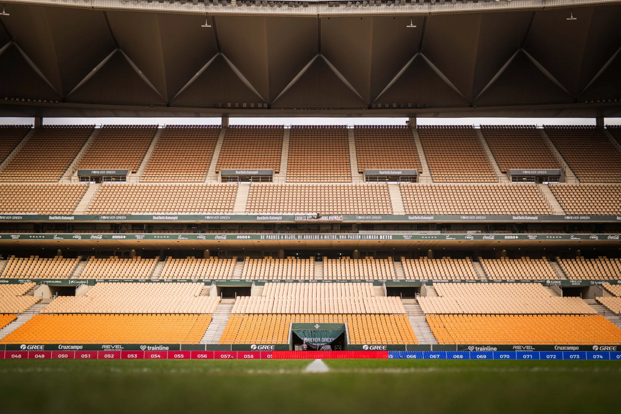 华体会电子游戏 - PG/MG老虎机 | 爆分率高达98% APP使用界面